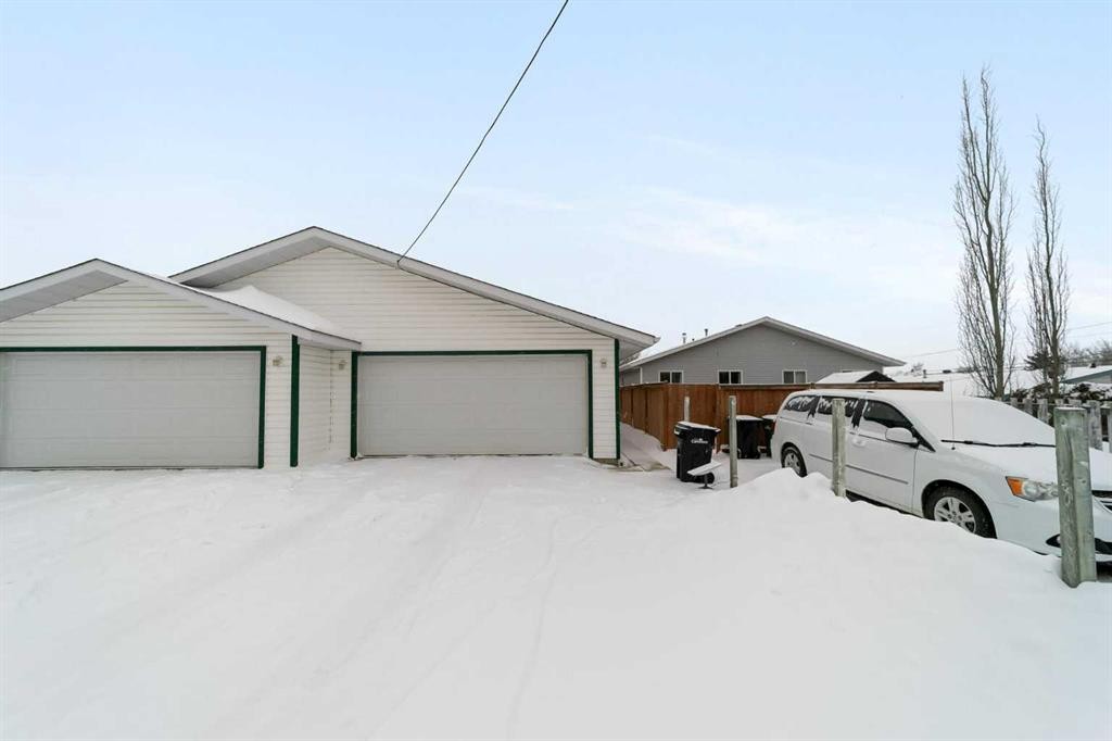 5213B 57 Street, Camrose, AB - Outdoor With Exterior