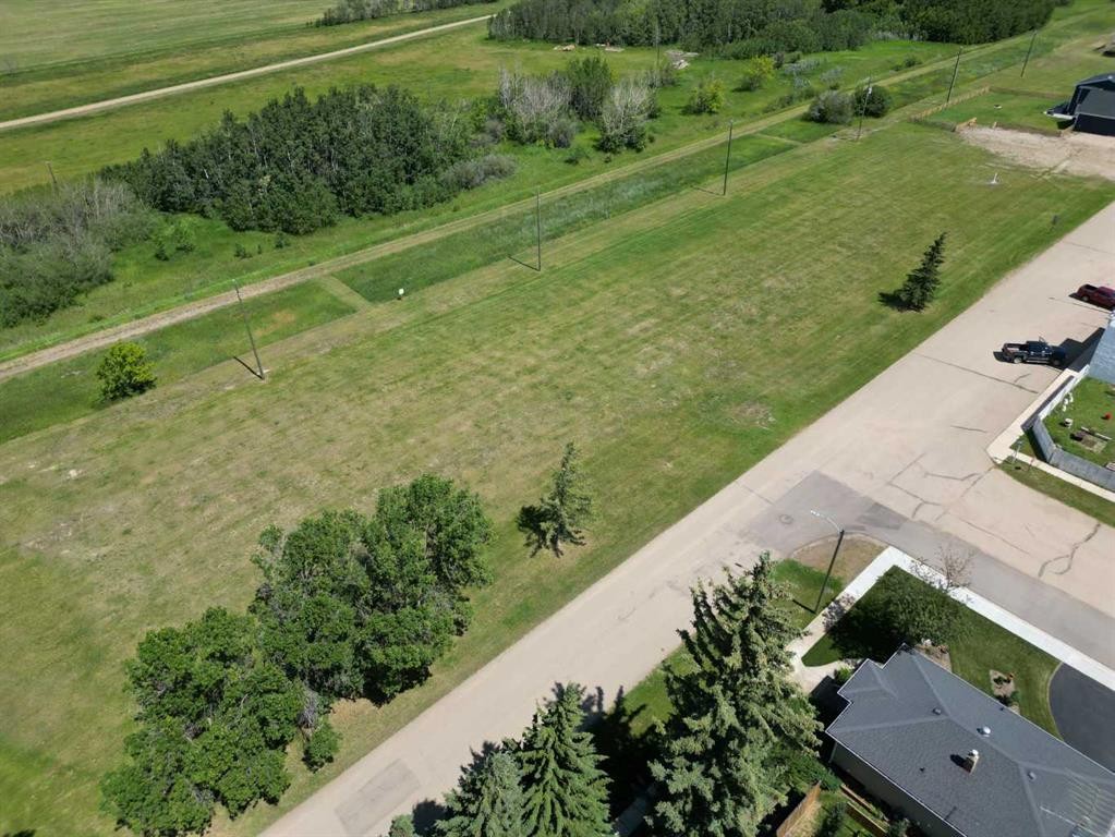 5010 50 Avenue, Botha, AB