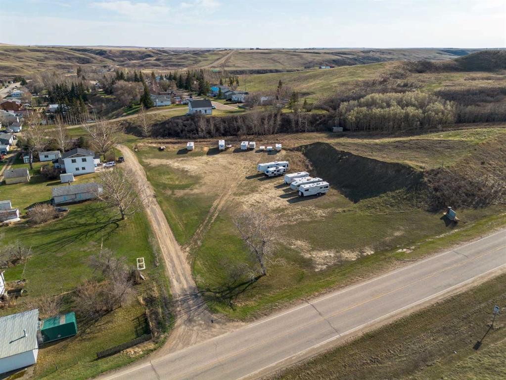 422 Elgin Avenue, Carbon, AB