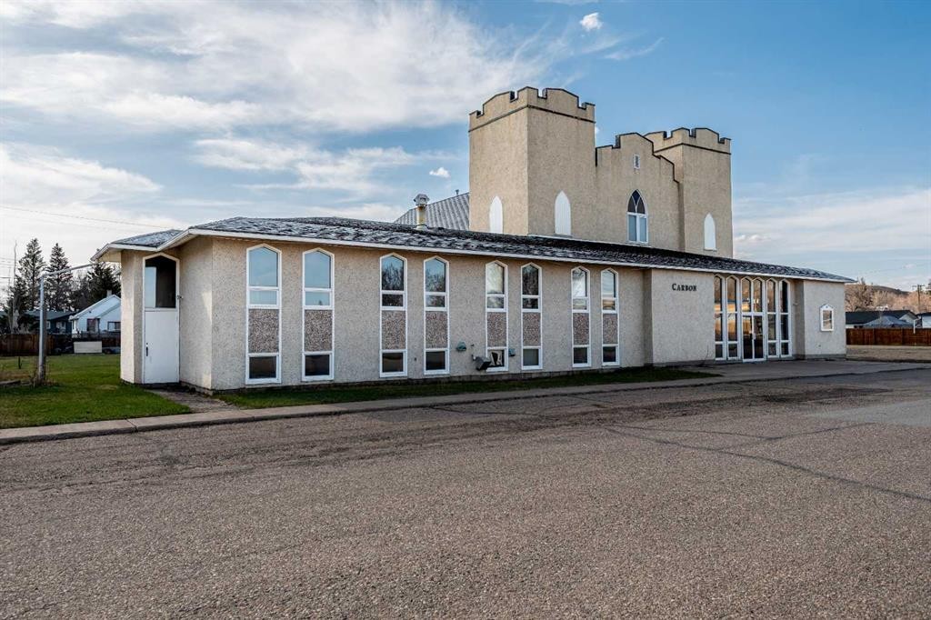 214 Bruce Avenue, Carbon, AB