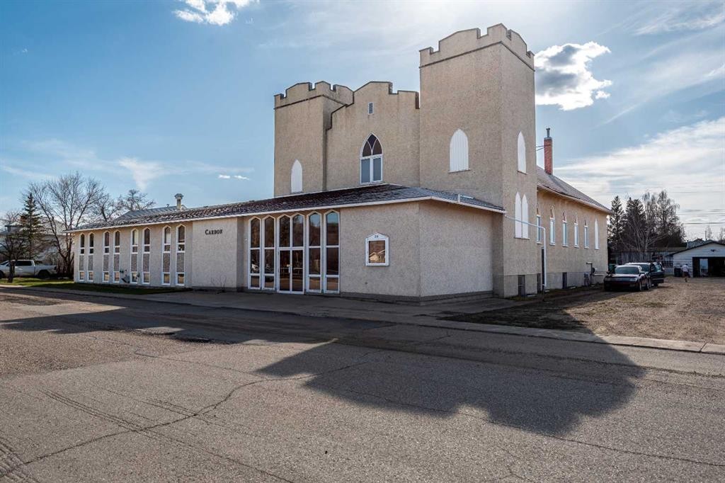 214 Bruce Avenue, Carbon, AB