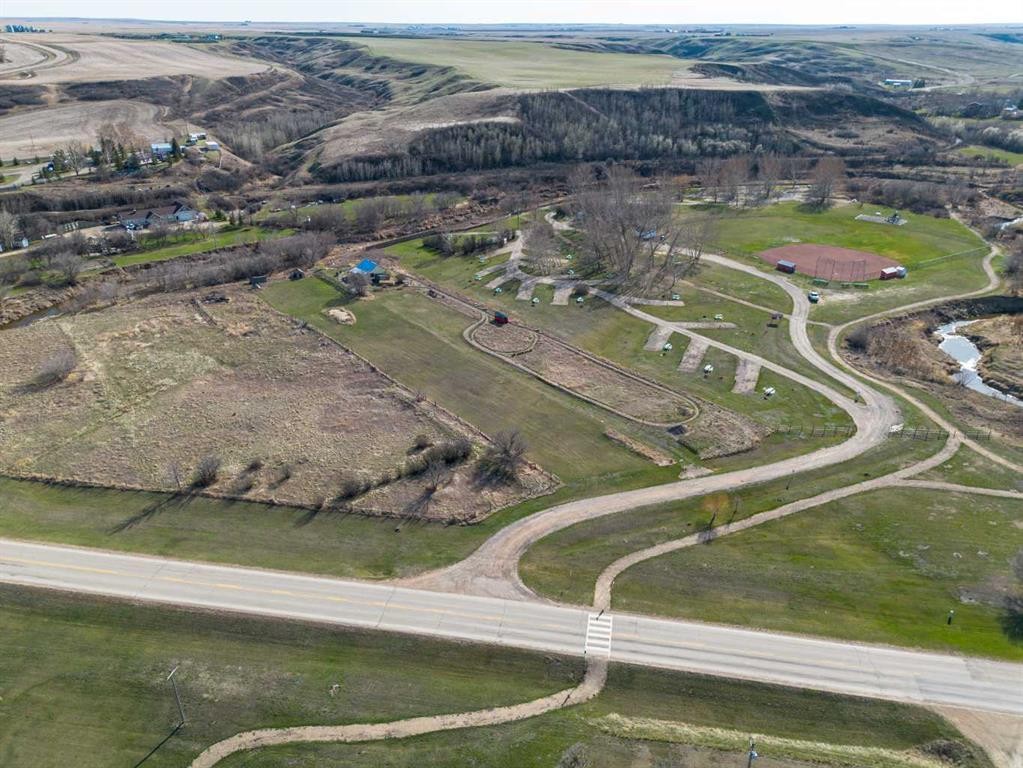 90 East Campground Road, Carbon, AB