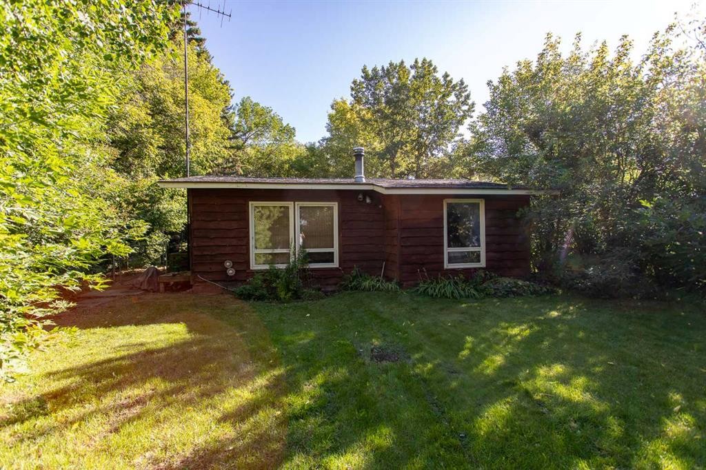 224-41124 Range Road 282 Range, Gull Lake, AB - Outdoor
