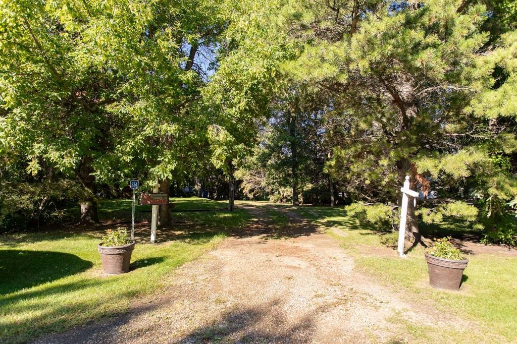 224-41124 Range Road 282 Range, Gull Lake, AB - Outdoor