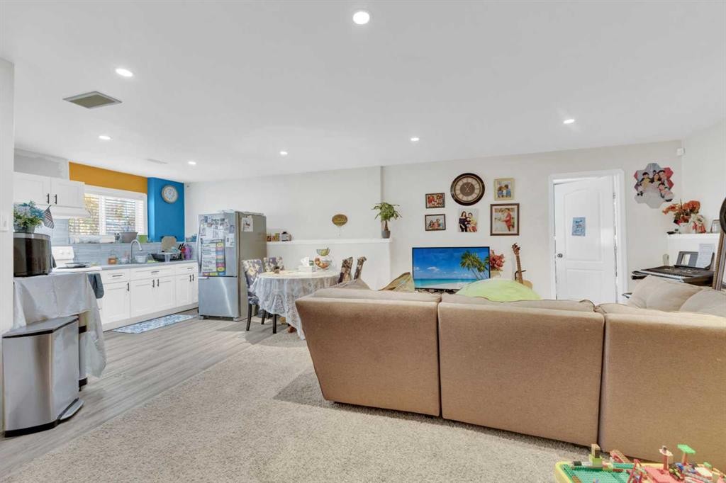 95 Jennings Crescent, Red Deer, AB - Indoor