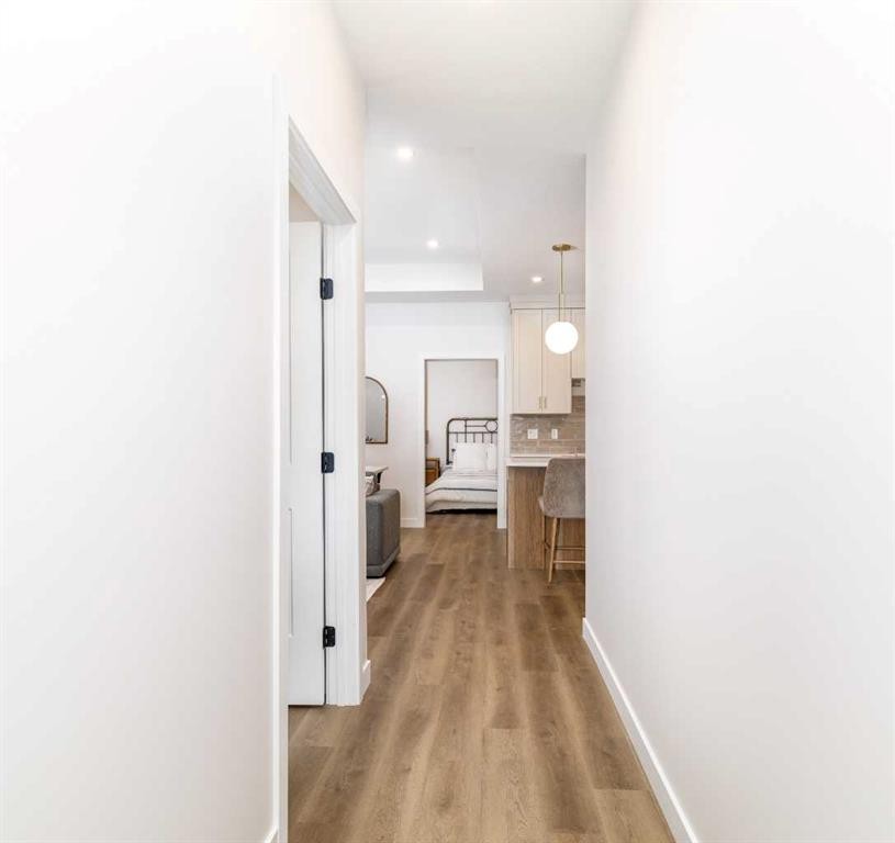 8-5463 55 Avenue, Lacombe, AB - Indoor Photo Showing Other Room