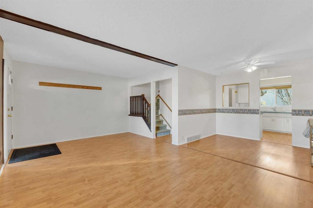 209-5831 57 Street, Red Deer, AB - Indoor