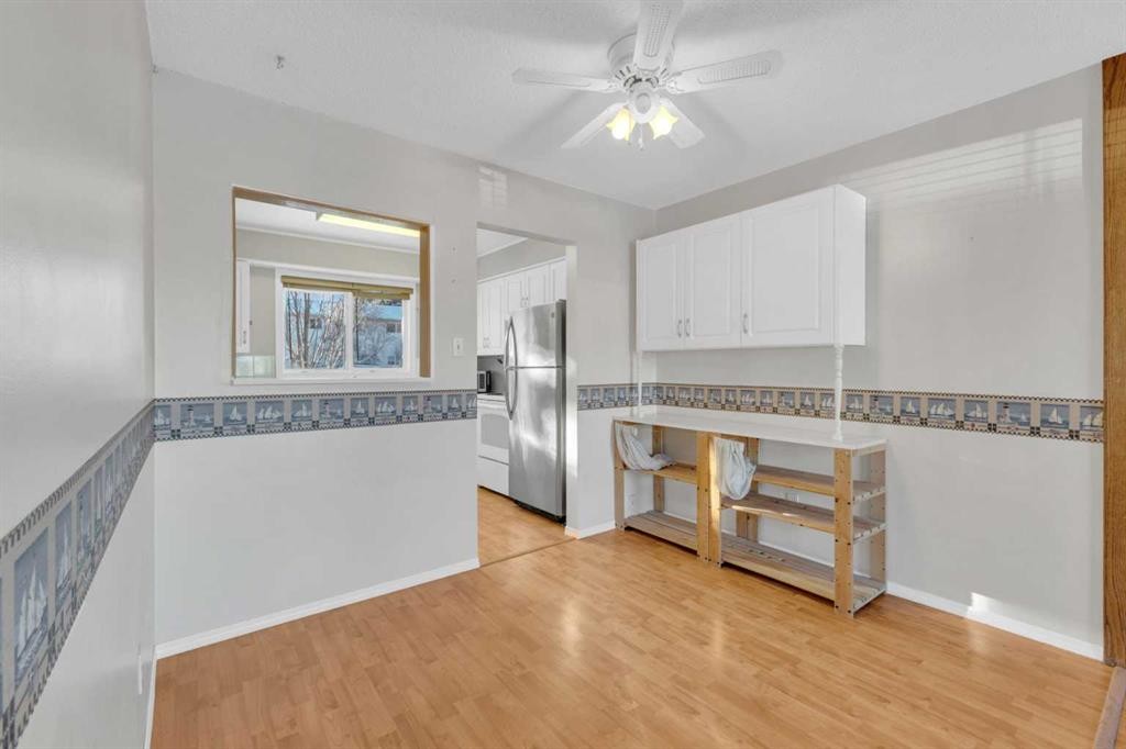 209-5831 57 Street, Red Deer, AB - Indoor