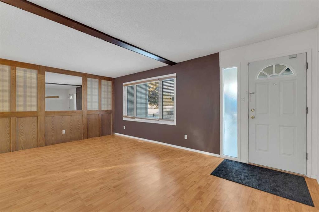 209-5831 57 Street, Red Deer, AB - Indoor Photo Showing Other Room