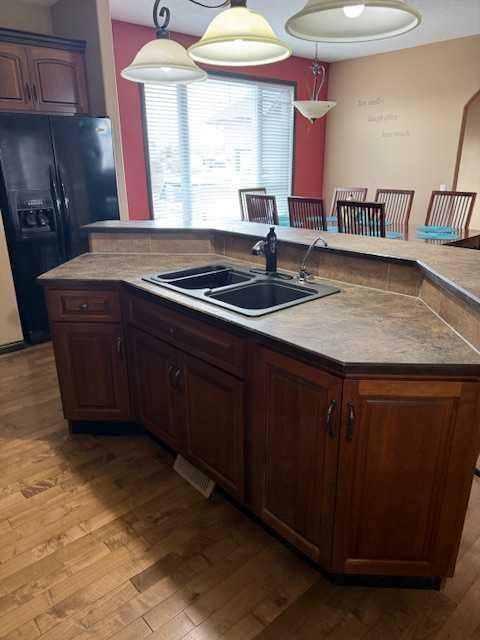 2120 18 Avenue, Delburne, AB - Indoor Photo Showing Kitchen With Double Sink
