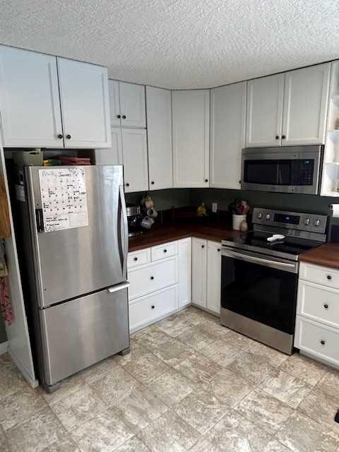 392005 6-5 Range, Rural Clearwater County, AB - Indoor Photo Showing Kitchen