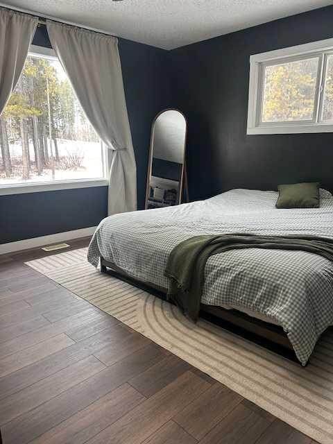 392005 6-5 Range, Rural Clearwater County, AB - Indoor Photo Showing Bedroom