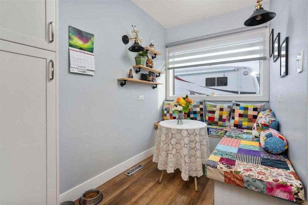 5615 49 Avenue, Killam, AB - Indoor Photo Showing Other Room