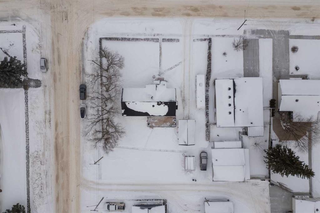 5615 49 Avenue, Killam, AB -