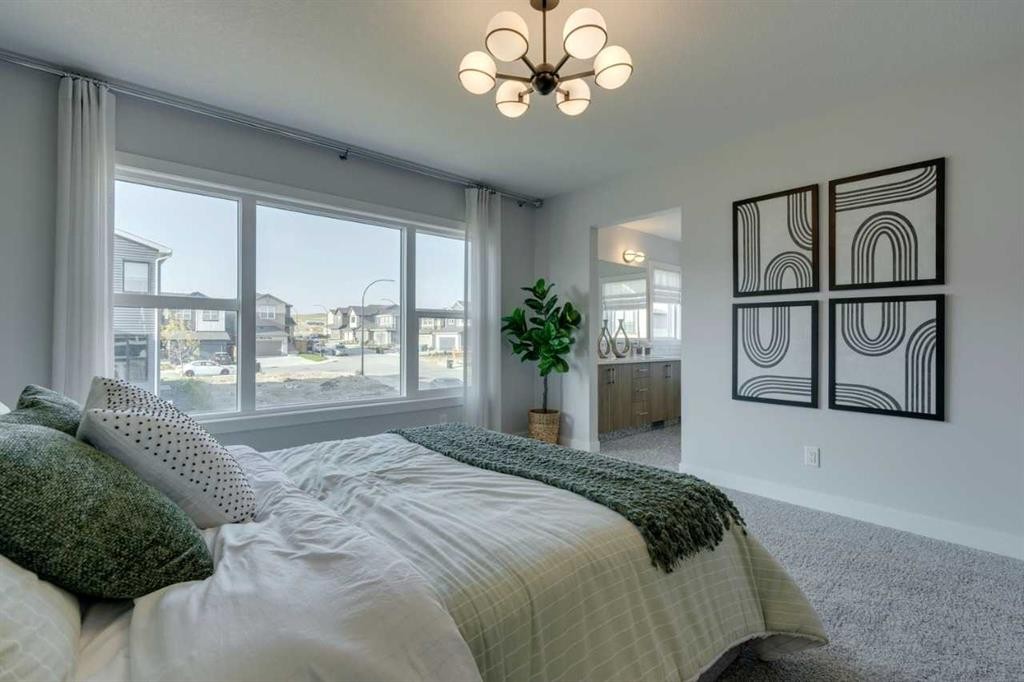 181 Mitchell Road Nw, Calgary, AB - Indoor Photo Showing Bedroom