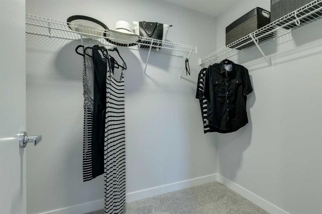181 Mitchell Road Nw, Calgary, AB - Indoor With Storage