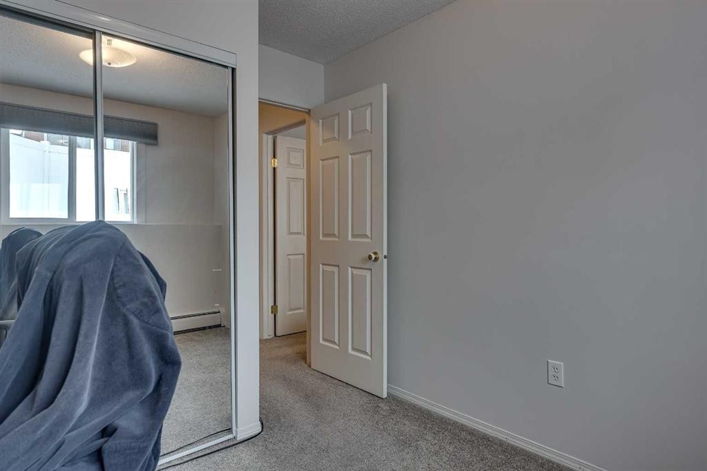 3-5 Stanton Street, Red Deer, AB - Indoor