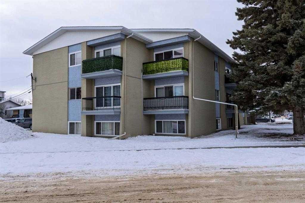 #101-304-5011 39 Street, Red Deer, AB - Outdoor