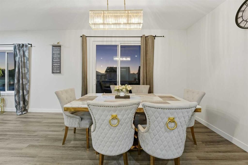 30 Thayer Close, Red Deer, AB - Indoor Photo Showing Dining Room