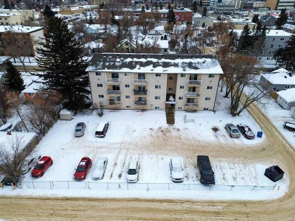 #101-406-4744 54 Street, Red Deer, AB - Outdoor