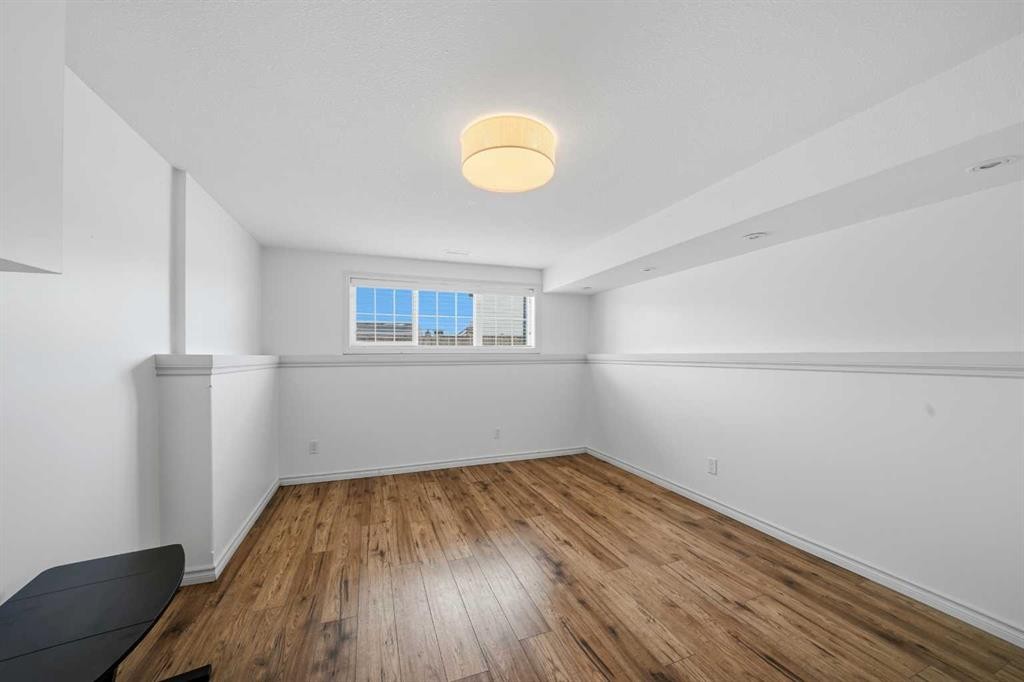 69 Bowman Circle, Sylvan Lake, AB - Indoor Photo Showing Other Room