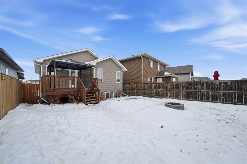 69 Bowman Circle, Sylvan Lake, AB - Outdoor
