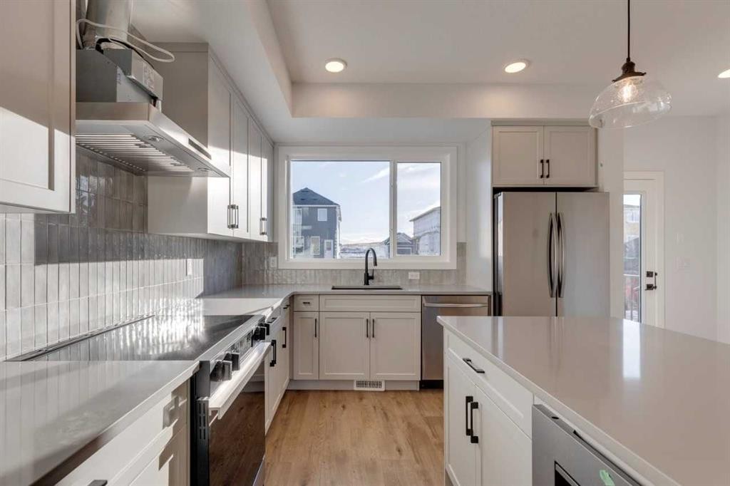 347 Fireside Drive, Cochrane, AB