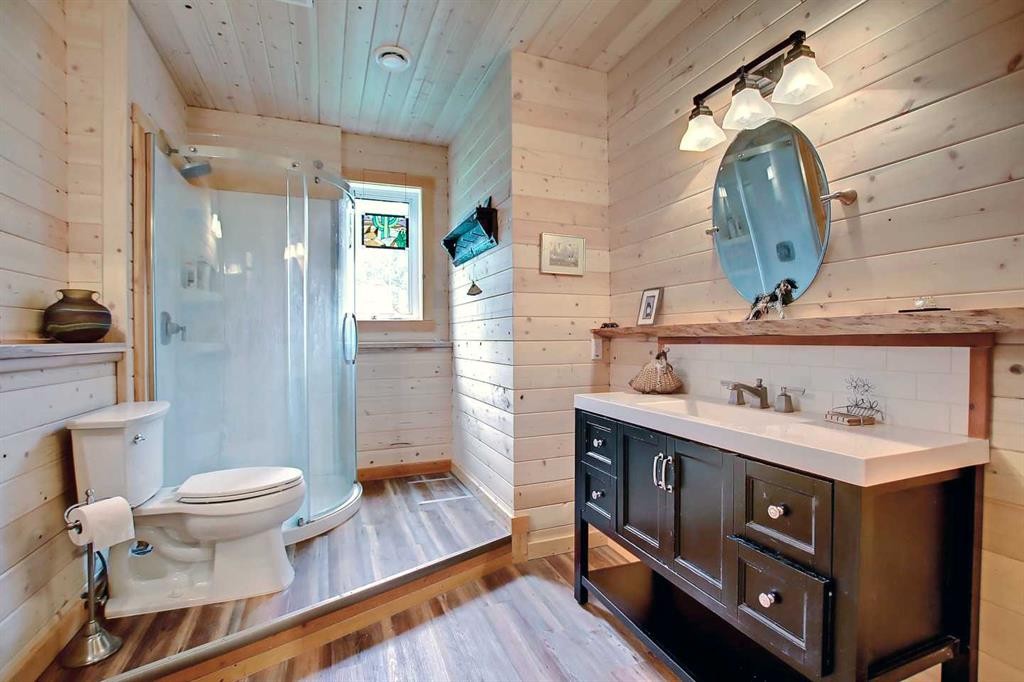 53309 A 65 Range, Gainford, AB - Indoor Photo Showing Bathroom