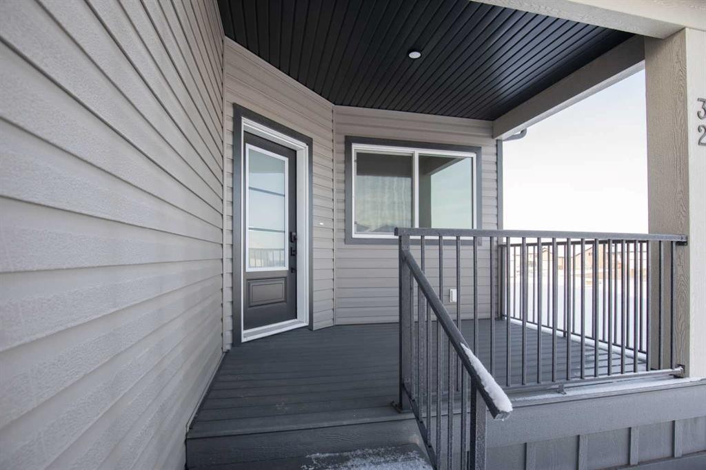32 Sunrise Crescent North, Three Hills, AB - Outdoor With Exterior