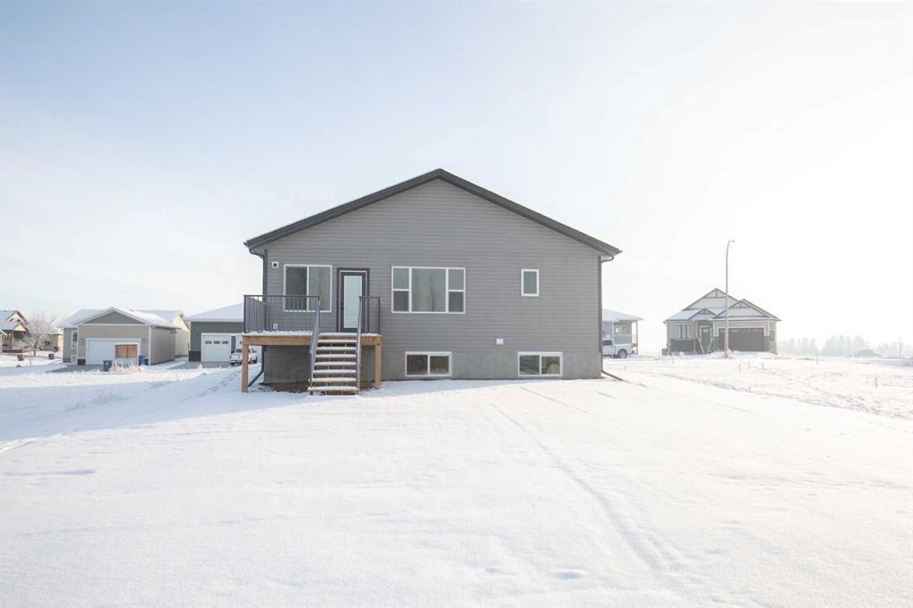 32 Sunrise Crescent North, Three Hills, AB - Outdoor
