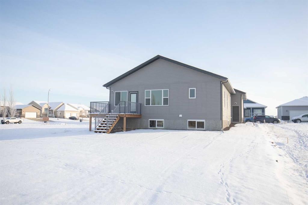 32 Sunrise Crescent North, Three Hills, AB - Outdoor