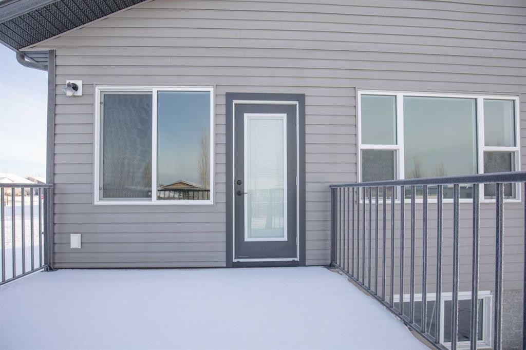 32 Sunrise Crescent North, Three Hills, AB - Outdoor With Exterior