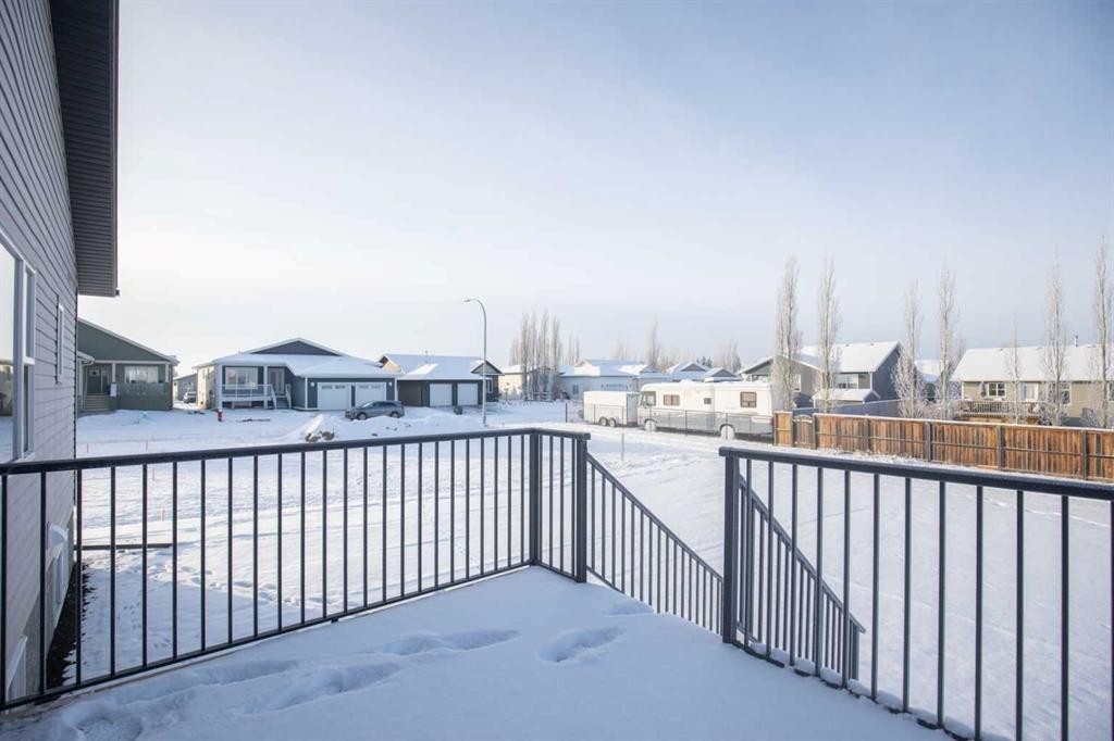 32 Sunrise Crescent North, Three Hills, AB - Outdoor