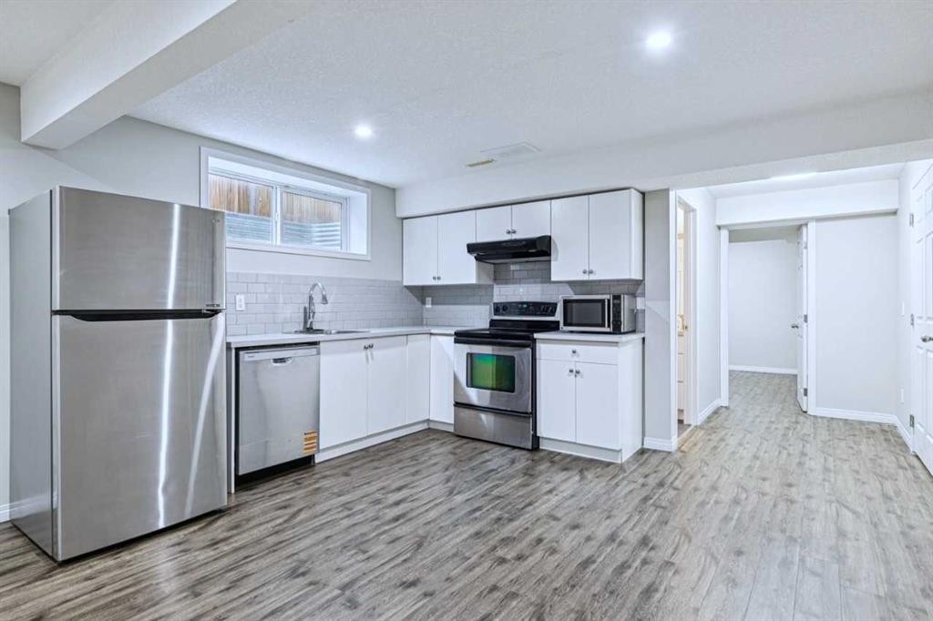 174 Brightonstone Landing Se, Calgary, AB - Indoor Photo Showing Kitchen With Stainless Steel Kitchen