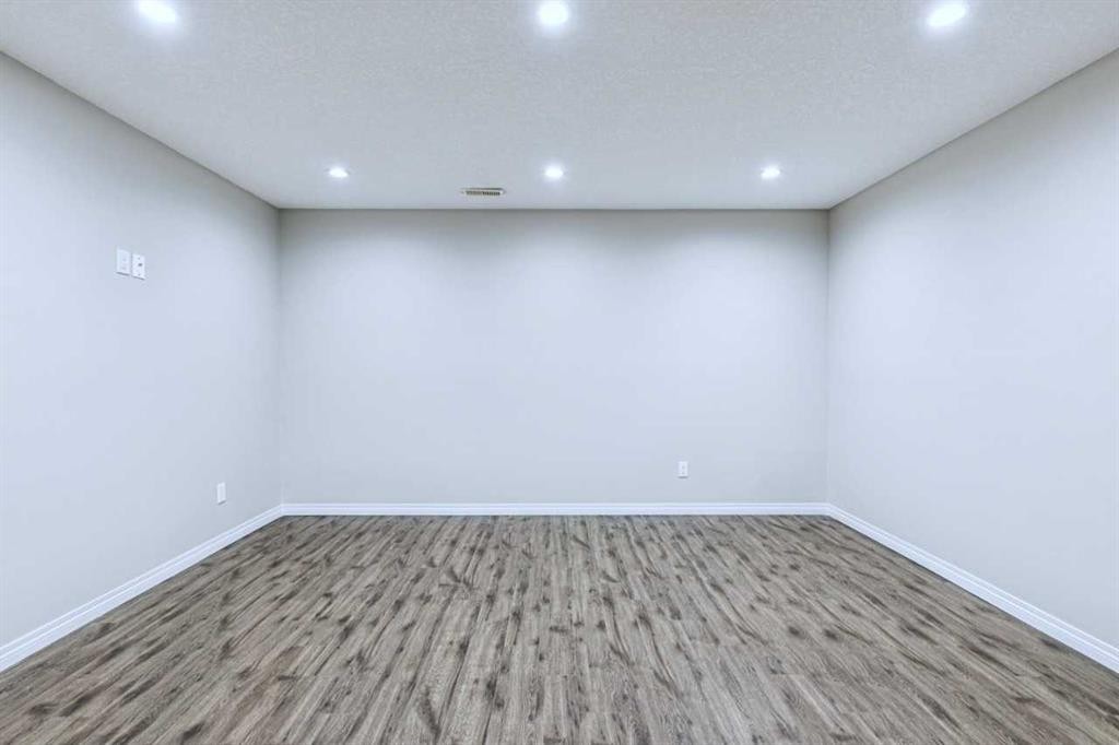 174 Brightonstone Landing Se, Calgary, AB - Indoor Photo Showing Other Room