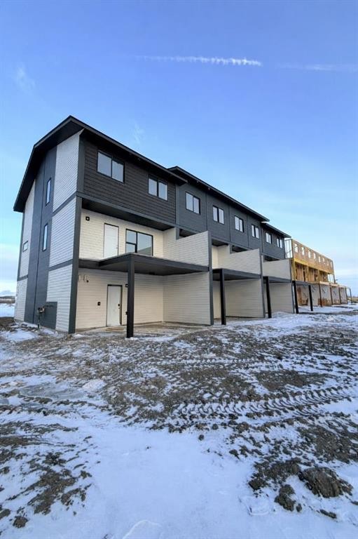 63 Lavelle Close, Red Deer, AB - Outdoor