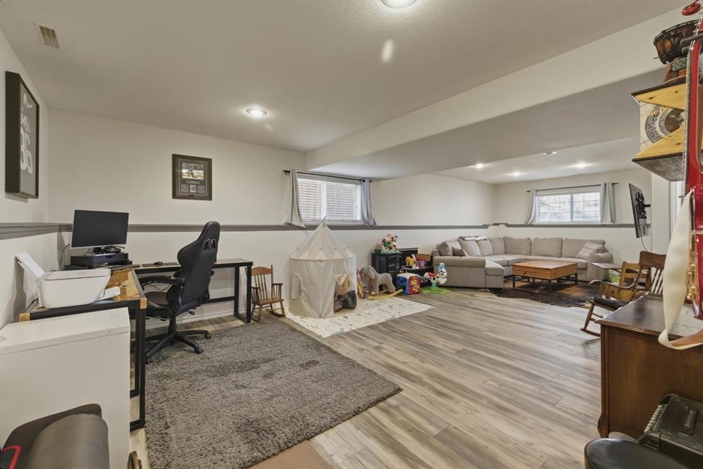 30 Fulmar Close, Sylvan Lake, AB - Indoor