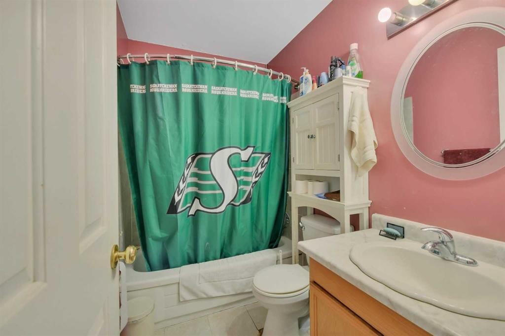 52 Roland, Red Deer, AB - Indoor Photo Showing Bathroom