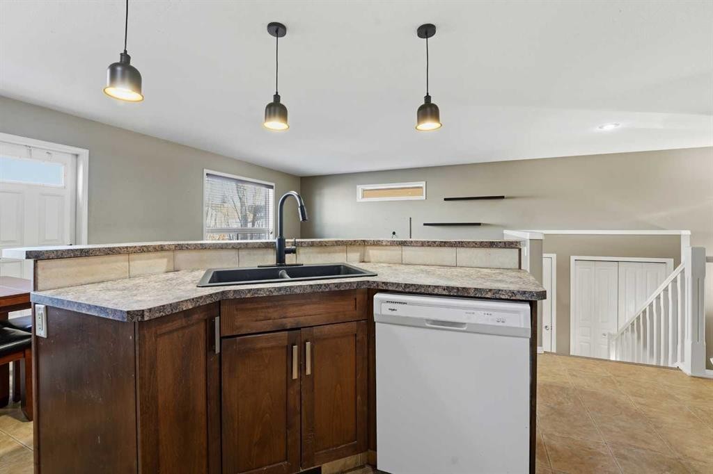 36 Ibbotson Close, Red Deer, AB - Indoor Photo Showing Kitchen With Double Sink