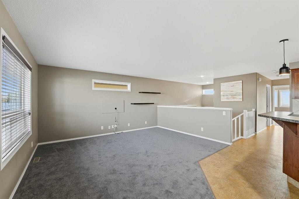 36 Ibbotson Close, Red Deer, AB - Indoor Photo Showing Other Room