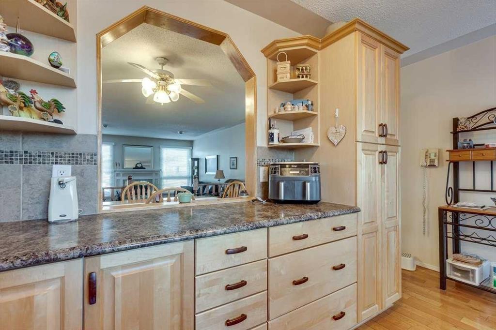 40 Nielsen Close, Red Deer, AB - Indoor