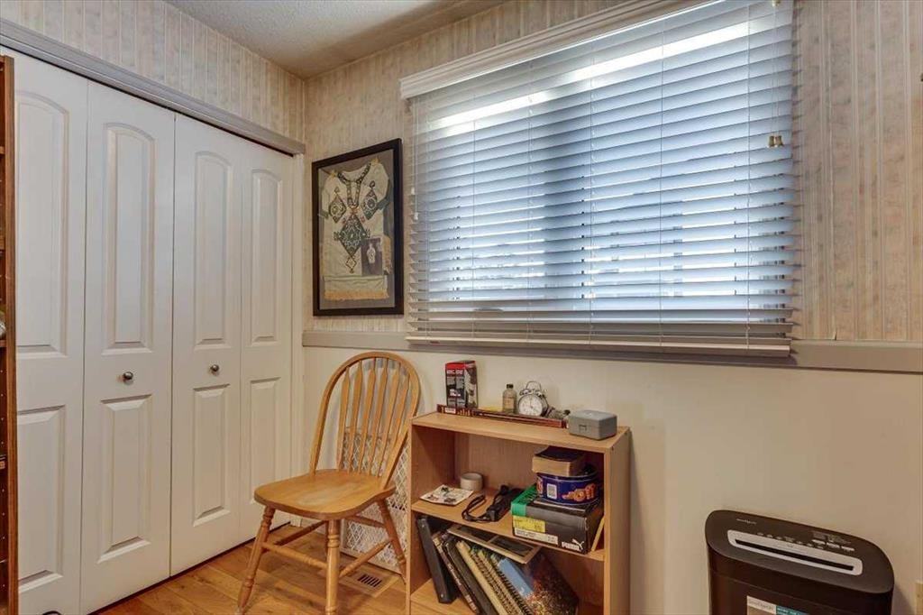 40 Nielsen Close, Red Deer, AB - Indoor