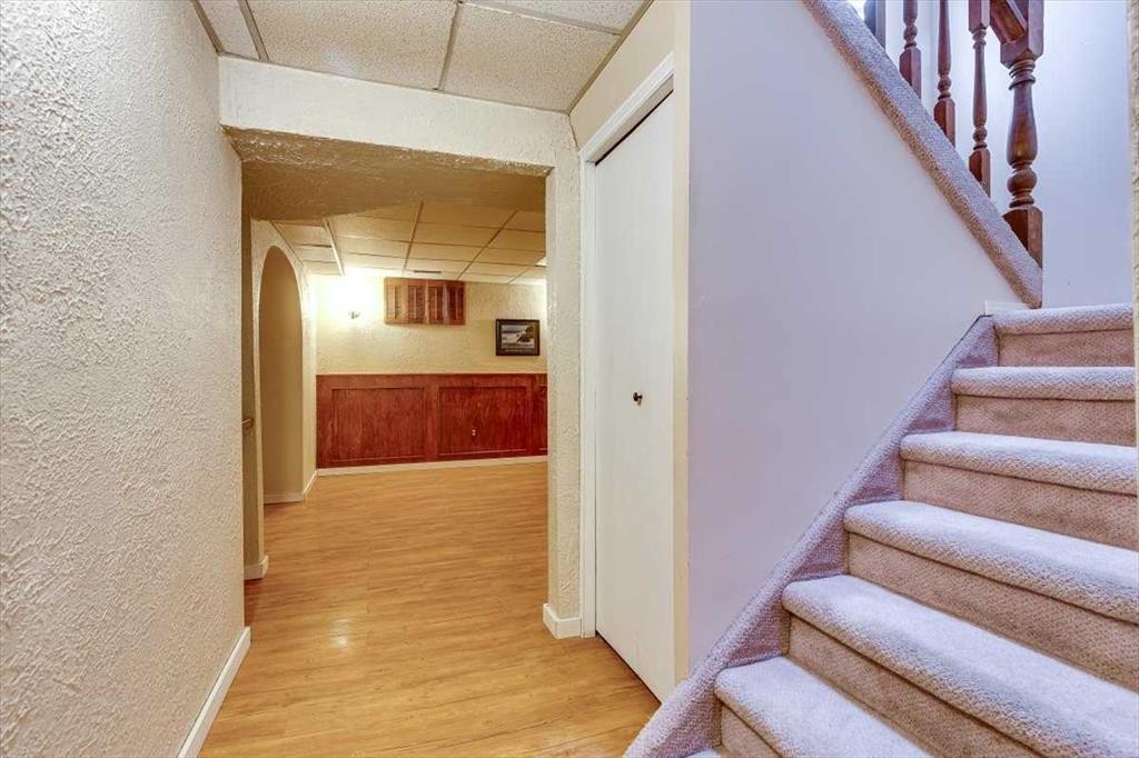 40 Nielsen Close, Red Deer, AB - Indoor Photo Showing Other Room