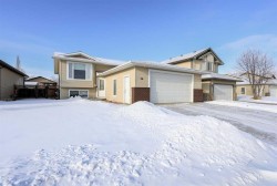 26 Jenner Crescent Red Deer, AB T4P 0B2