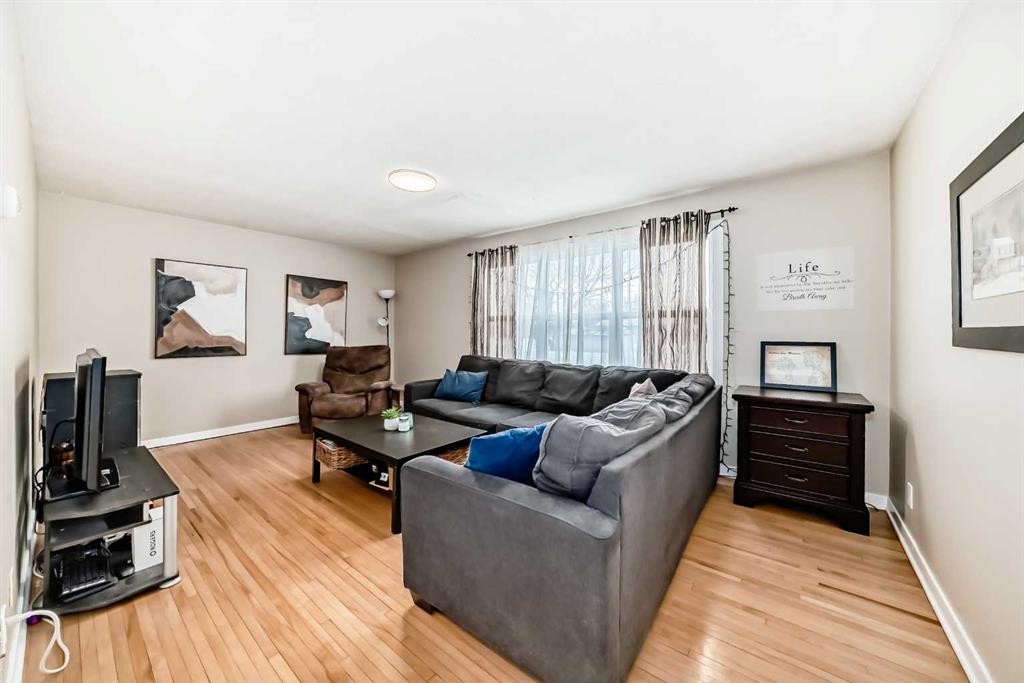 49 Poplar Crescent, Springbrook, AB