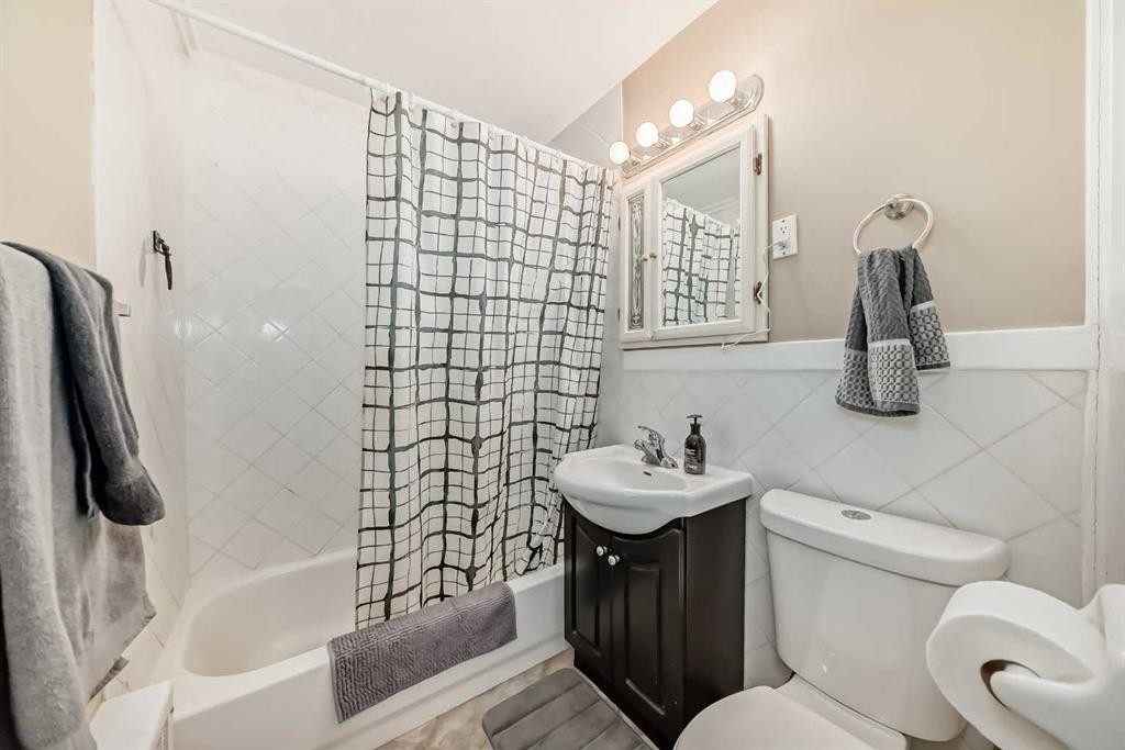 49 Poplar Crescent, Springbrook, AB