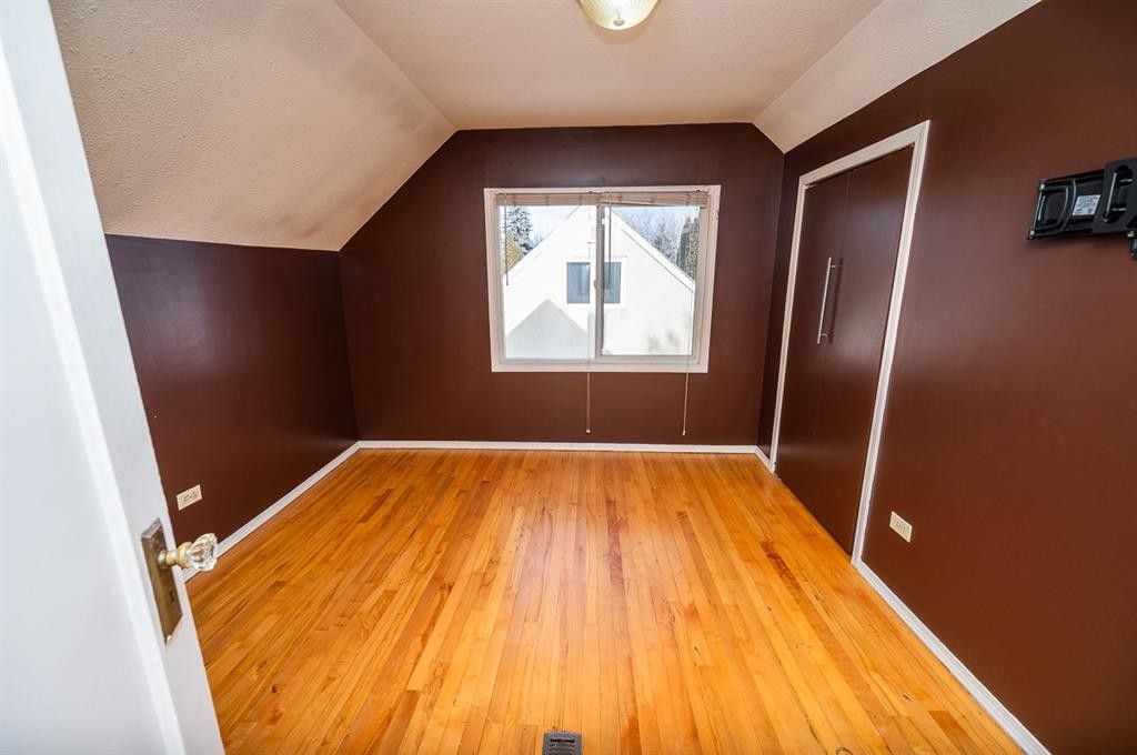 5811 43 Avenue, Red Deer, AB - Indoor Photo Showing Other Room