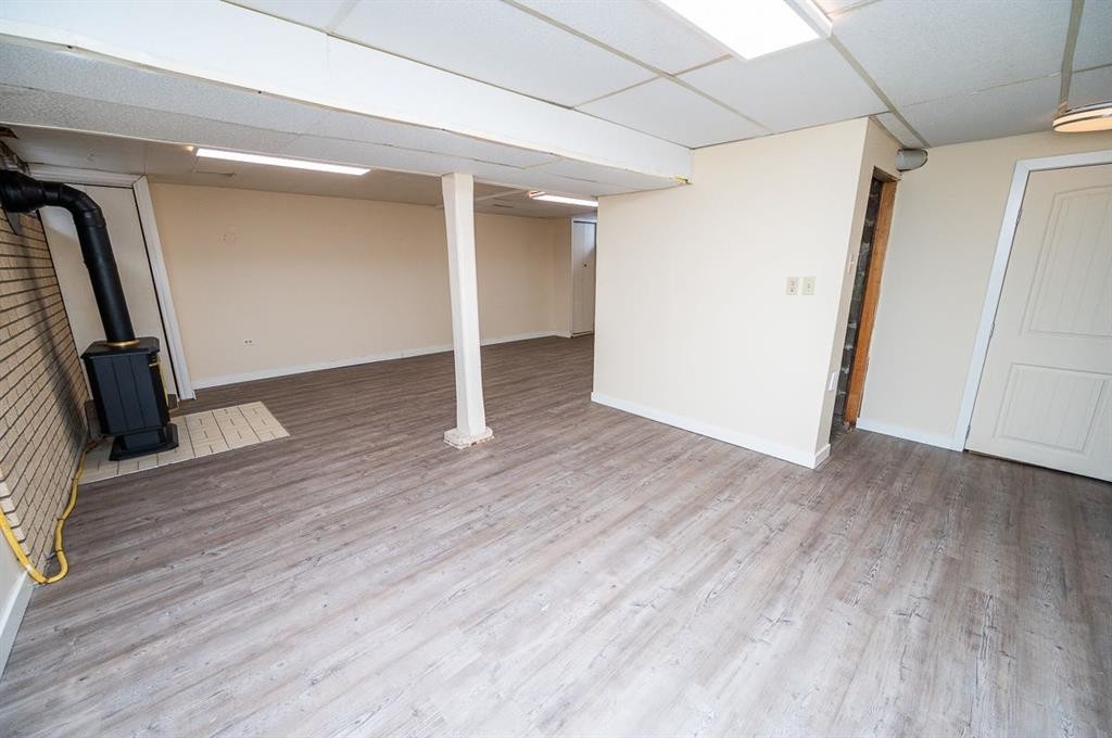 5811 43 Avenue, Red Deer, AB - Indoor