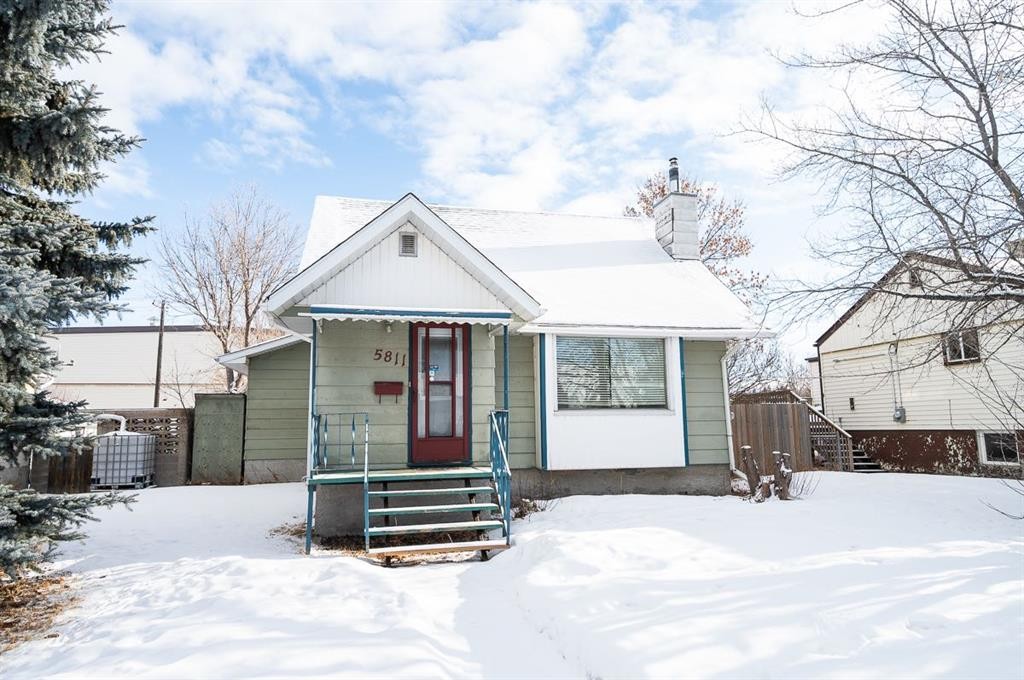 5811 43 Avenue, Red Deer, AB - Outdoor