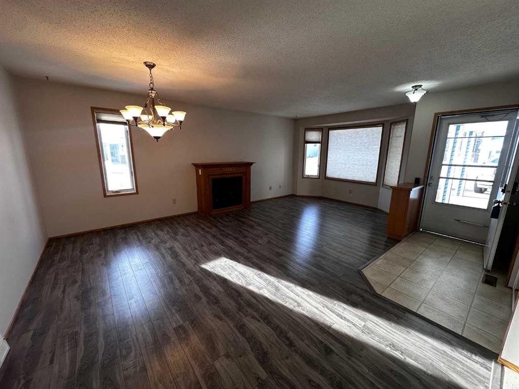 202 Ebert Close, Red Deer, AB - Indoor